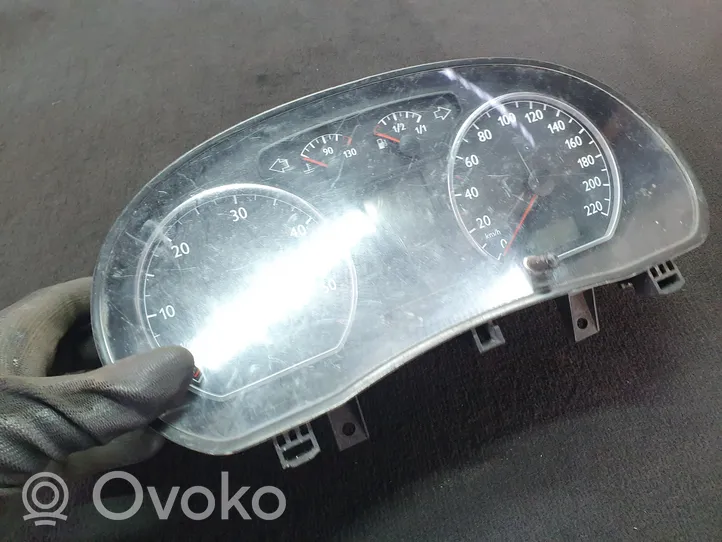 Volkswagen Polo IV 9N3 Speedometer (instrument cluster) 6Q0920821E