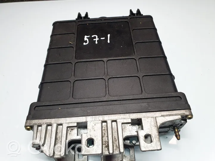 Volkswagen Sharan Sterownik / Moduł ECU 0281001251