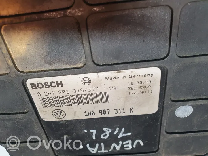 Volkswagen Golf III Moottorin ohjainlaite/moduuli 1H0907311K