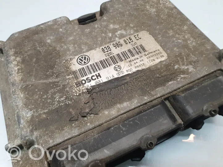 Seat Cordoba (6K) Sterownik / Moduł ECU 038906018EC