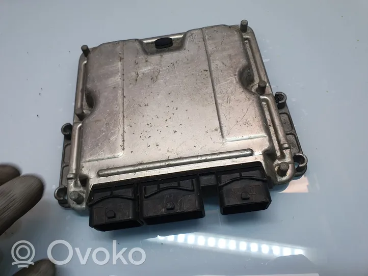 Peugeot 807 Engine control unit/module 9646719280