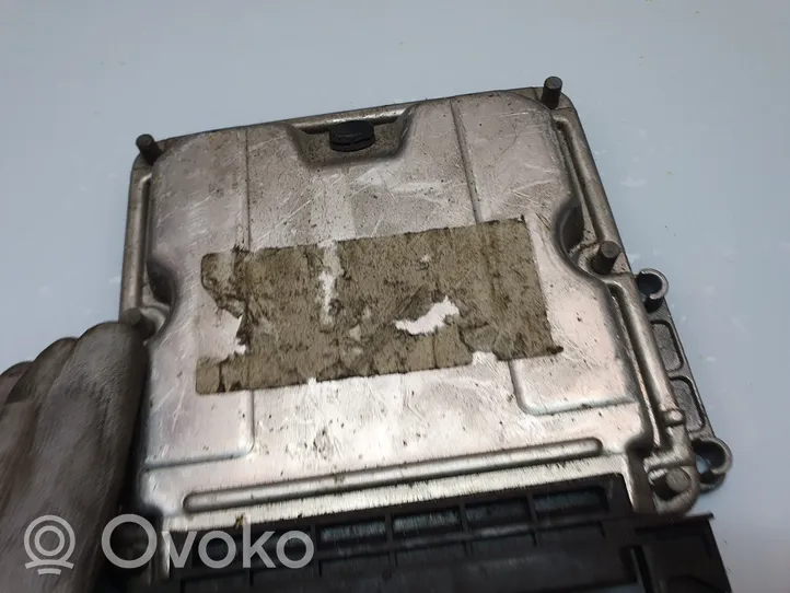 Peugeot 307 Sterownik / Moduł ECU 9643524880