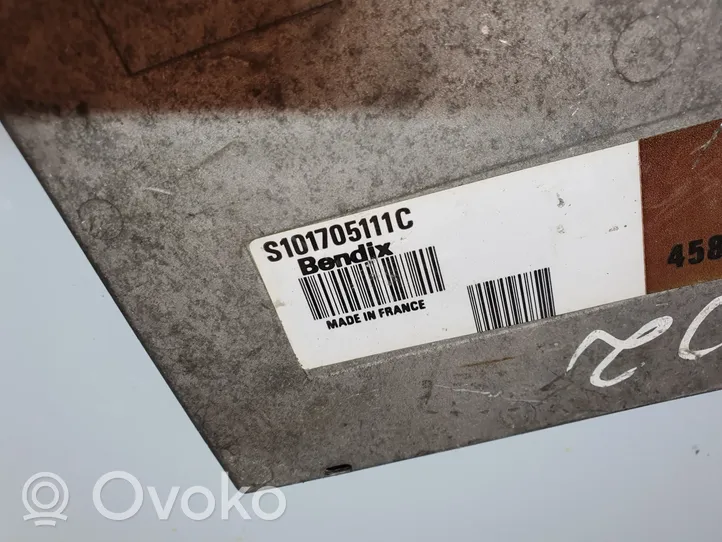 Volvo 460 Variklio valdymo blokas S101705111C