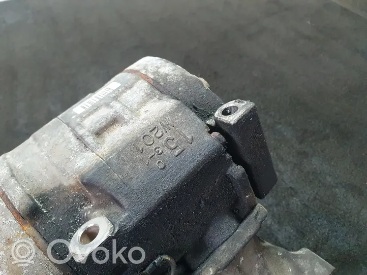 Toyota Avensis Verso Compressore aria condizionata (A/C) (pompa) 2473002720