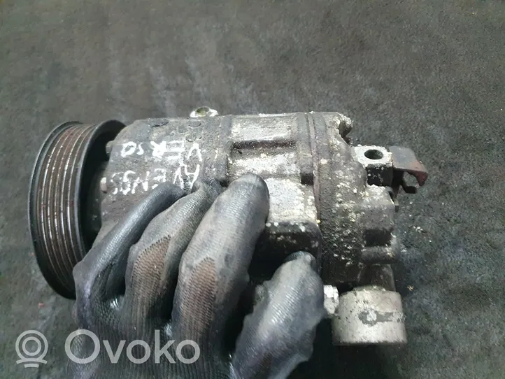 Toyota Avensis Verso Ilmastointilaitteen kompressorin pumppu (A/C) 6Q0820803D