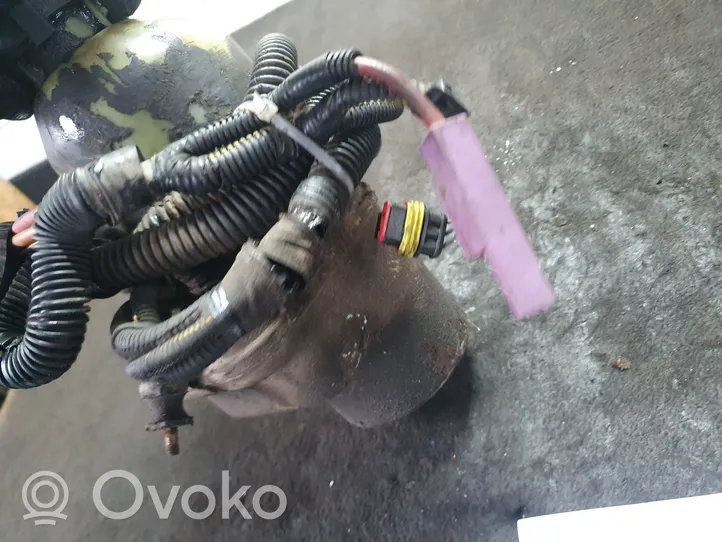 Opel Zafira A Power steering pump M24811978EF