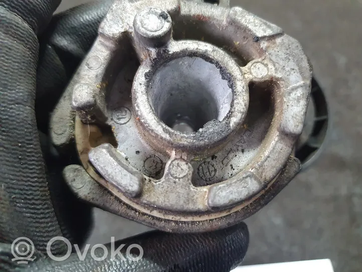 Opel Zafira B Napinacz paska alternatora 