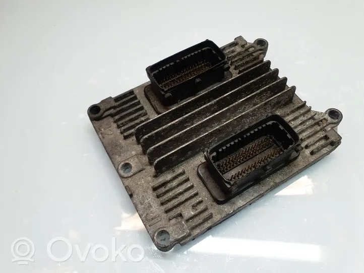 Opel Zafira A Calculateur moteur ECU 09391263