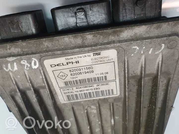 Renault Clio III Sterownik / Moduł ECU 8200911560