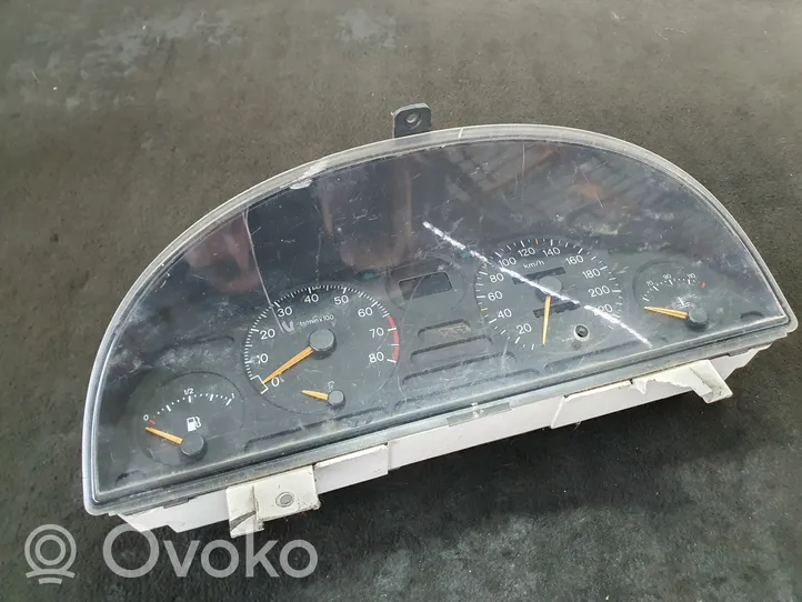 Peugeot 806 Compteur de vitesse tableau de bord 1471323080