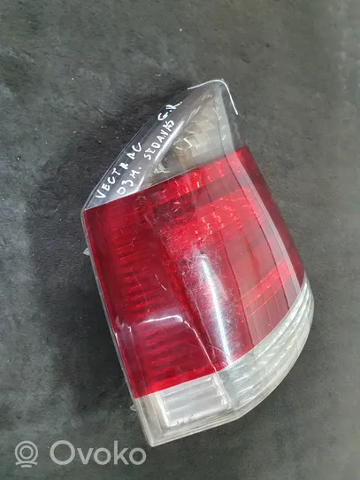 Opel Vectra C Lampa tylna 13157646