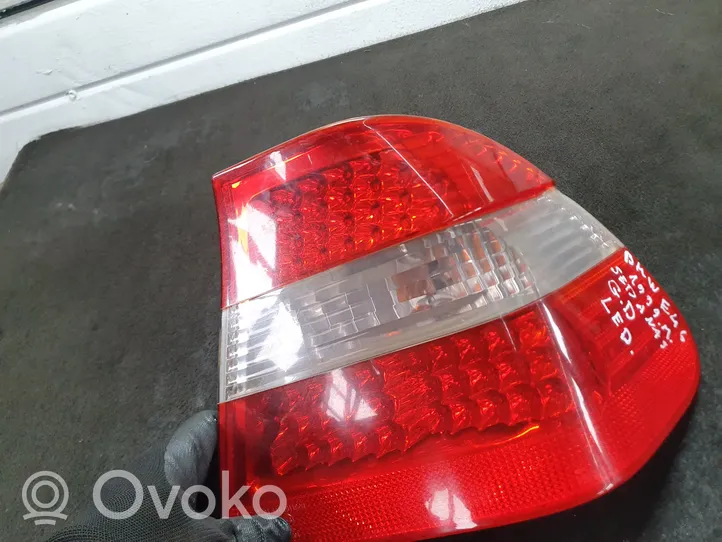 BMW 3 E46 Lampa tylna 084441911R