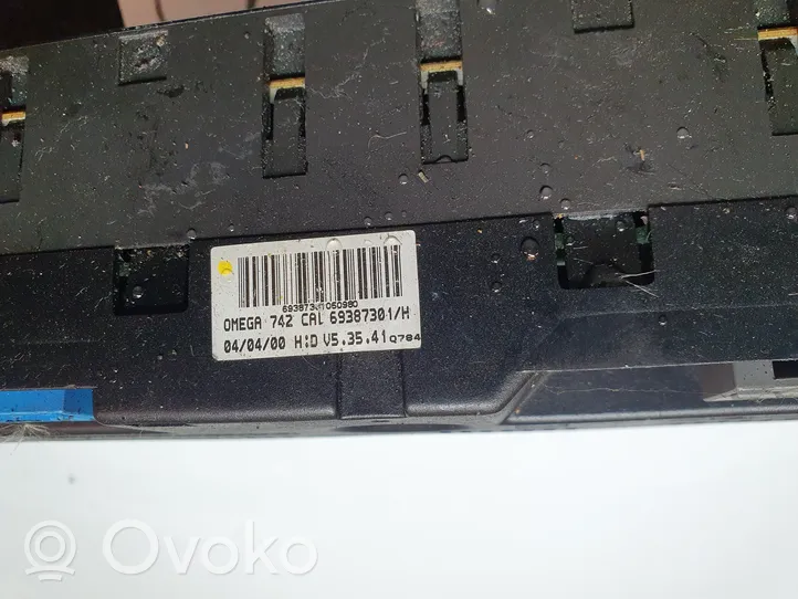 Opel Omega B1 Climate control unit 69387301