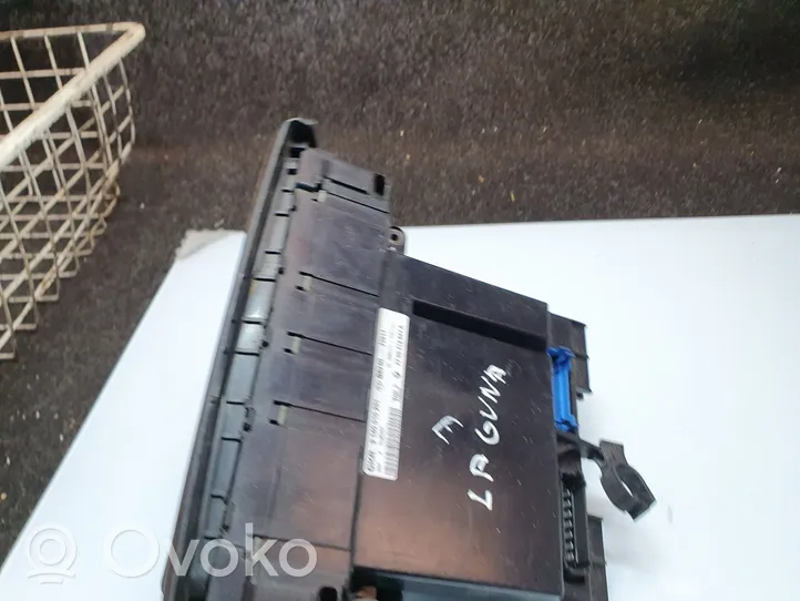 Renault Laguna I Climate control unit 7700414647A