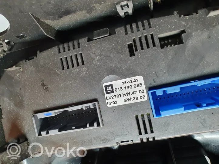 Opel Zafira A Gaisa kondicioniera / klimata kontroles / salona apsildes vadības bloks (salonā) 013140985