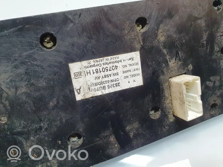 Nissan Almera Tino Climate control unit 28395BU700