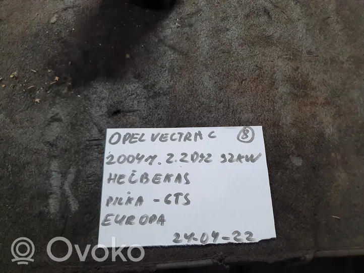 Opel Vectra C Filtre à carburant C447