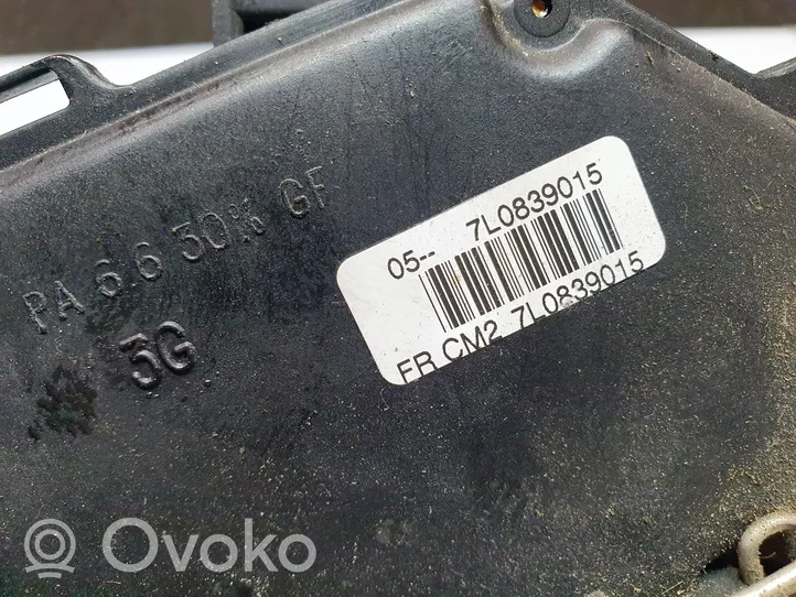 Volkswagen PASSAT B6 Задний замок 7L0839015