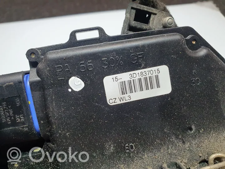 Volkswagen Golf V Front door lock 3D1837015