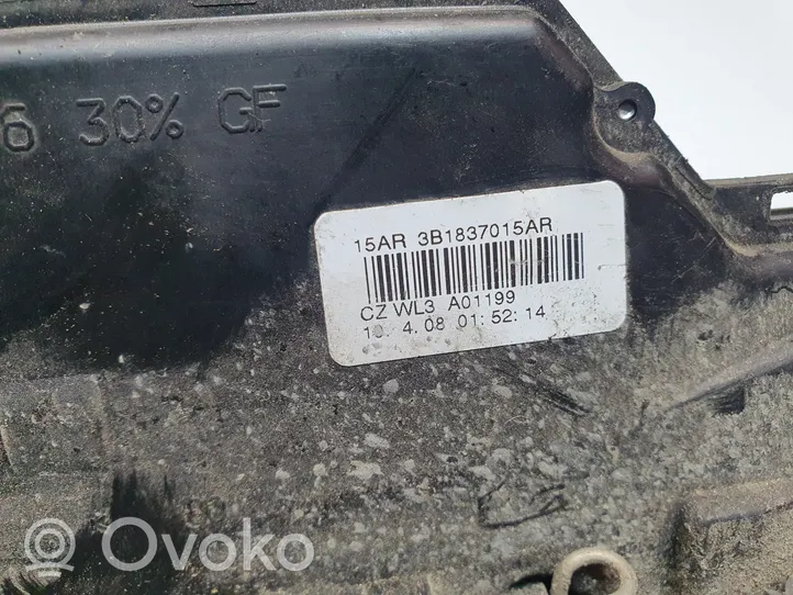 Skoda Fabia Mk2 (5J) Priekšpusē slēdzene 15AR3B1837015AR