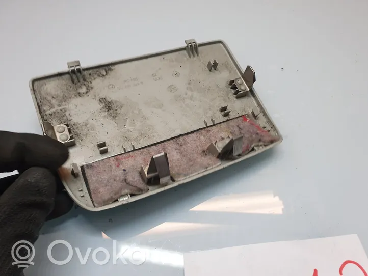Skoda Octavia Mk2 (1Z) Inne części wnętrza samochodu 1Z0877829B