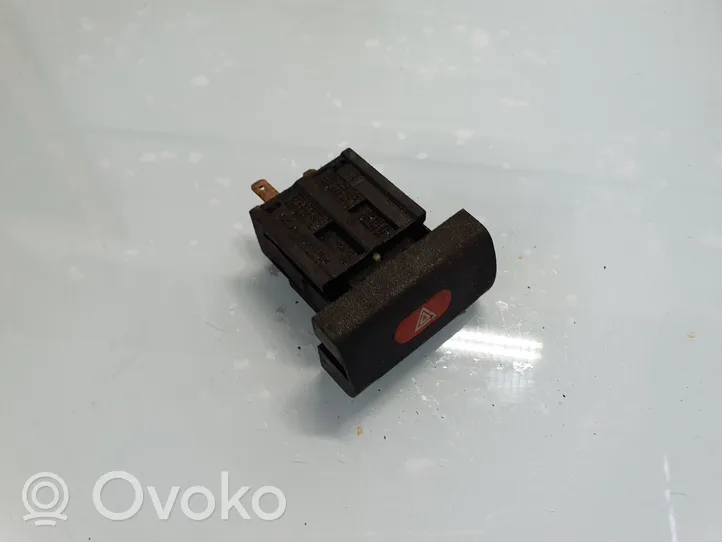 Opel Vectra B Hazard light switch 90565714