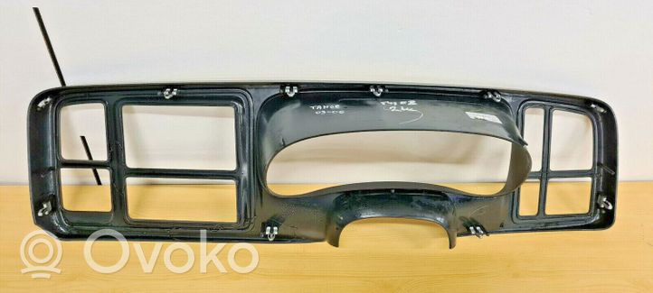 Chevrolet Suburban Panel trim 15178706