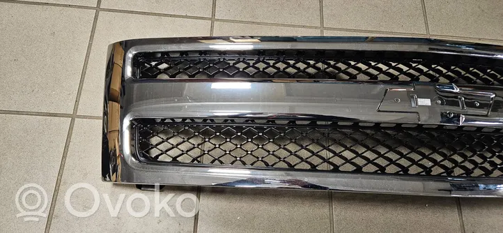 Chevrolet Silverado Grille calandre supérieure de pare-chocs avant 25810706