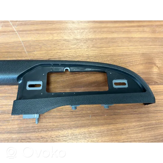 Cadillac Escalade Other rear door trim element L0026456