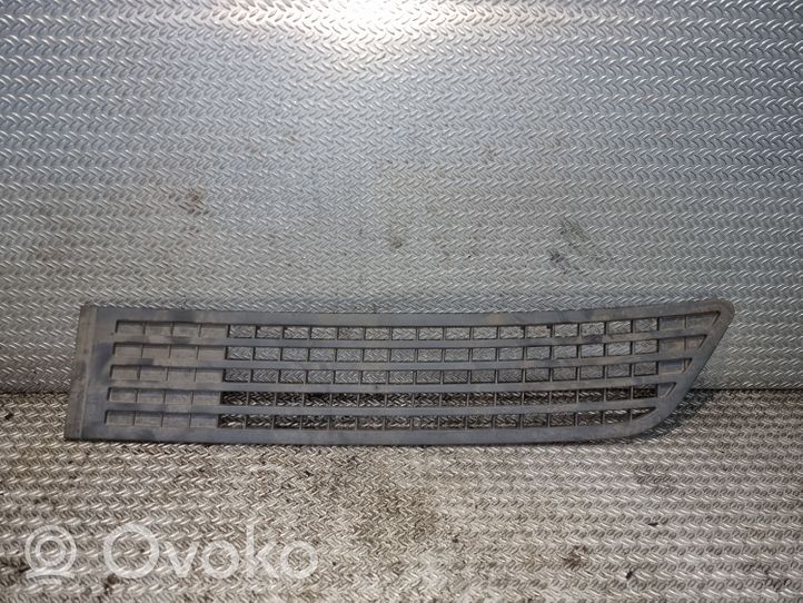 Volkswagen Crafter Kratka wlotu powietrza na maskę 9068360618