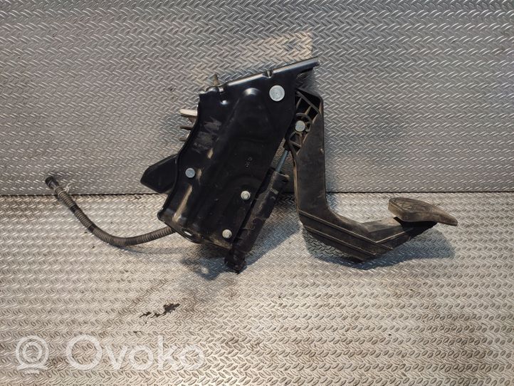 Volkswagen Crafter Clutch pedal 9062900212