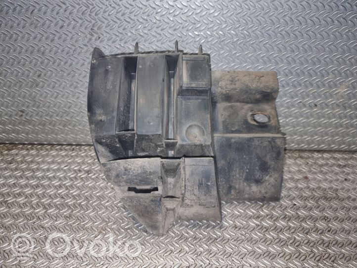 Volkswagen II LT Kampinės bamperio dalies laikiklis 9018850016