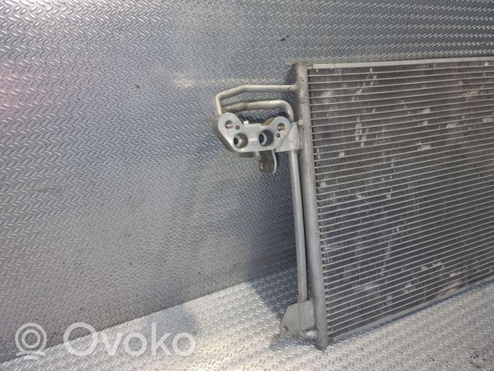 Volkswagen Caddy Radiateur condenseur de climatisation 