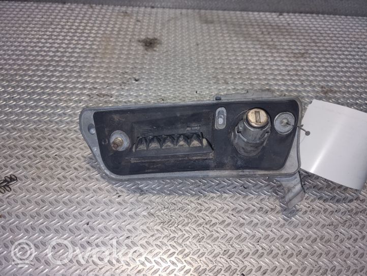 Volkswagen Caddy Rear door exterior handle 2K0827565A