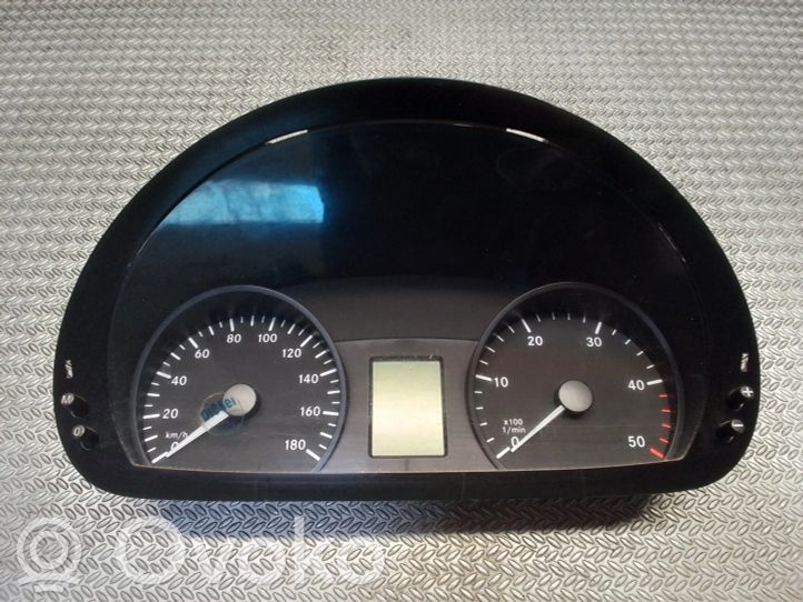 NOPARTID Mercedes-Benz Sprinter W906 Tableau de bord, 343,27
