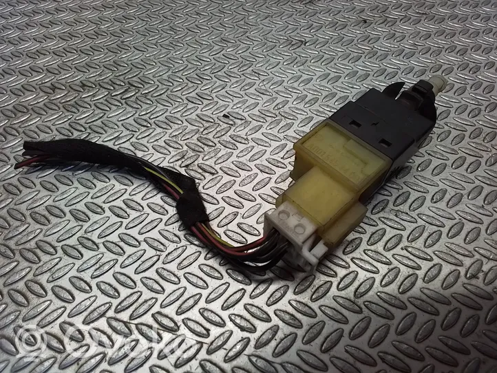 Mercedes-Benz Vito Viano W639 Brake pedal sensor switch A0015454409