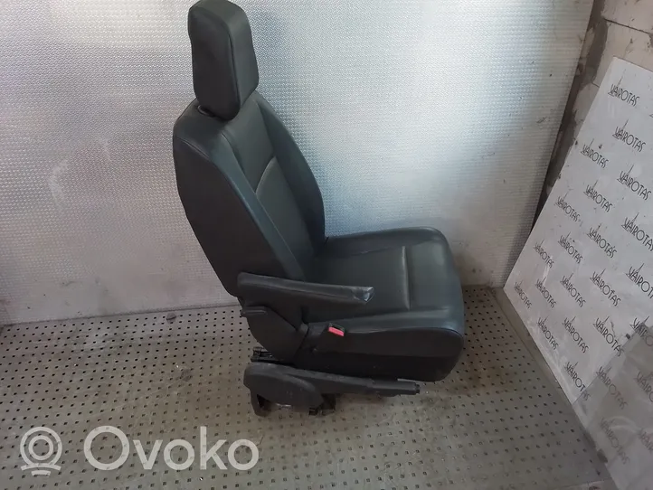 Toyota Proace Fotel przedni kierowcy 