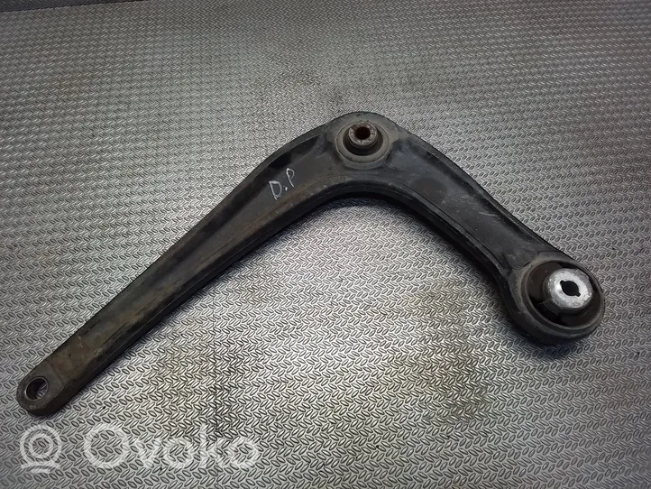 Toyota Proace Triangle bras de suspension inférieur avant SU001A6516