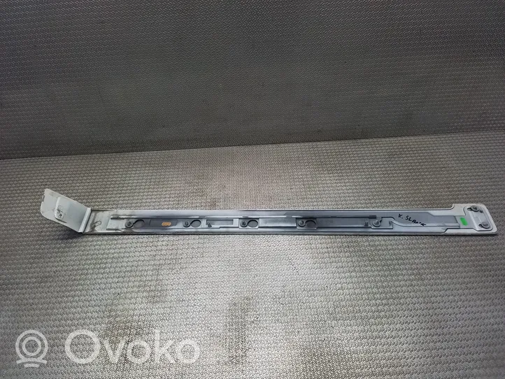 Toyota Proace Slīdošās durvju dekoratīvā apdare (moldings) 9808384380