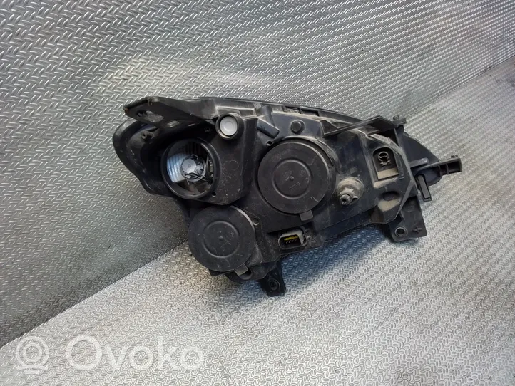 Citroen Berlingo Lampa przednia 9806306180