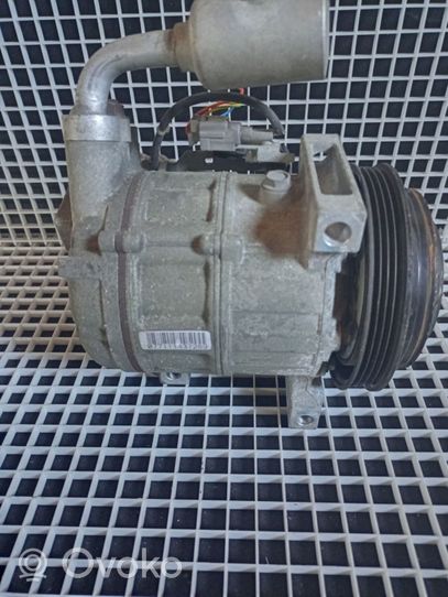 Infiniti M Ilmastointilaitteen kompressorin pumppu (A/C) 92600EG00A