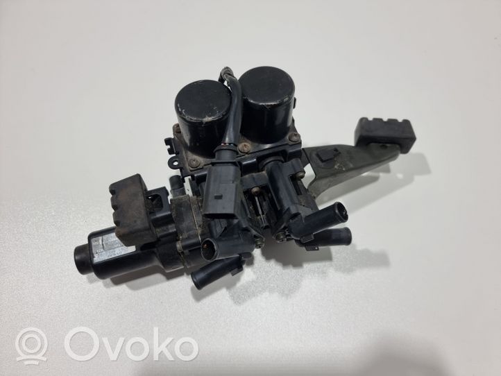 Volkswagen Phaeton Coolant heater control valve 3D2959617C