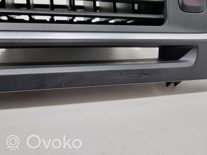 Volvo V60 Dash center air vent grill 30791699