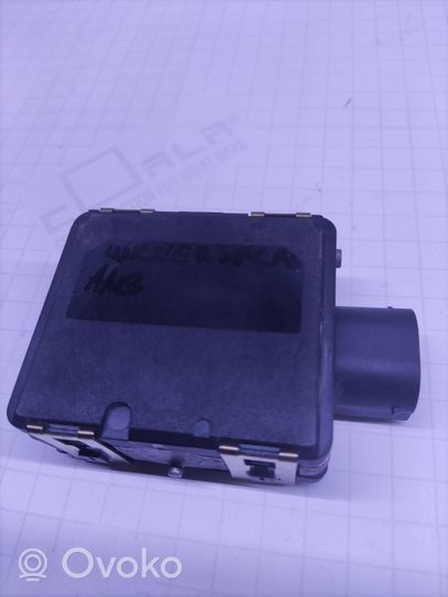 Mercedes-Benz GLC AMG Distronic sensors - adaptīvās kruīza kontroles sensors A0009056911