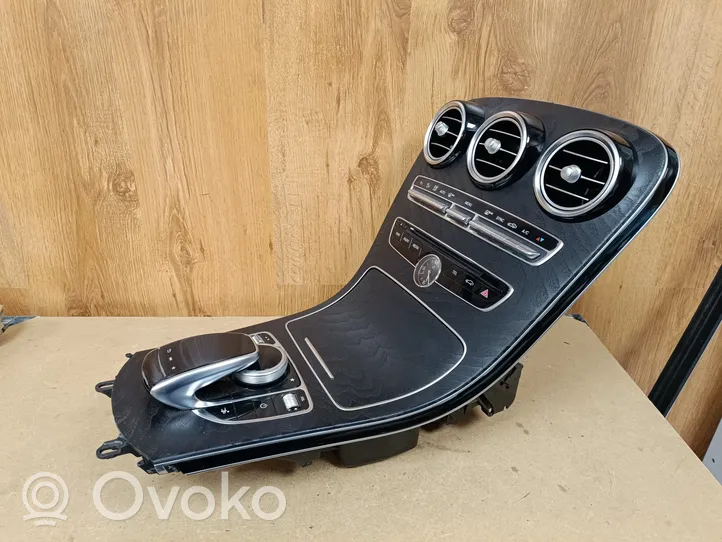 Mercedes-Benz C W205 Keskikonsoli A2056809504