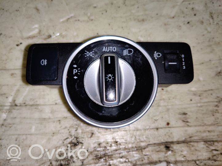 Mercedes-Benz GLA W156 Interrupteur d’éclairage 2049053103
