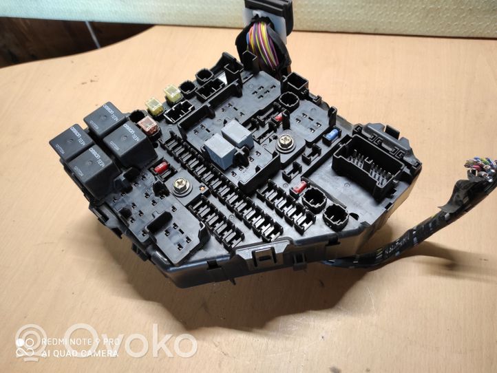 Cadillac SRX Fuse module 25771741