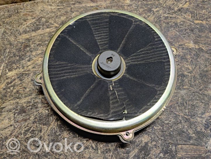 Cadillac CTS Subwoofer-bassokaiutin 25684704