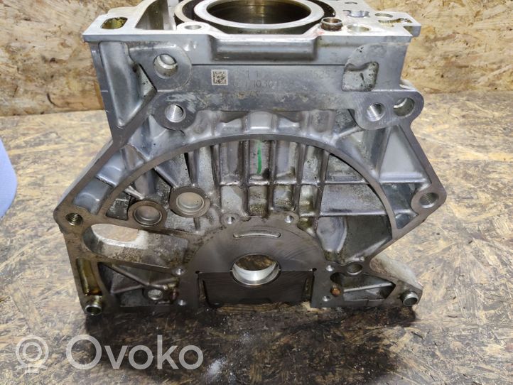 Skoda Octavia Mk3 (5E) Blok silnika 04E103023Q