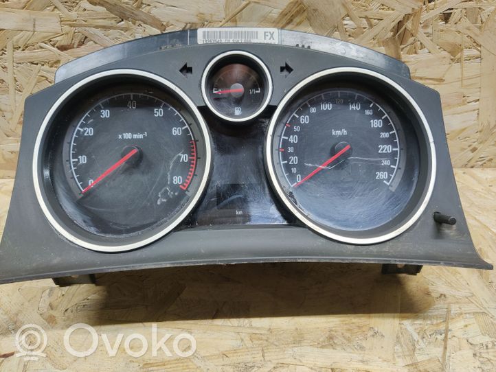 Opel Zafira B Compteur de vitesse tableau de bord 13267542